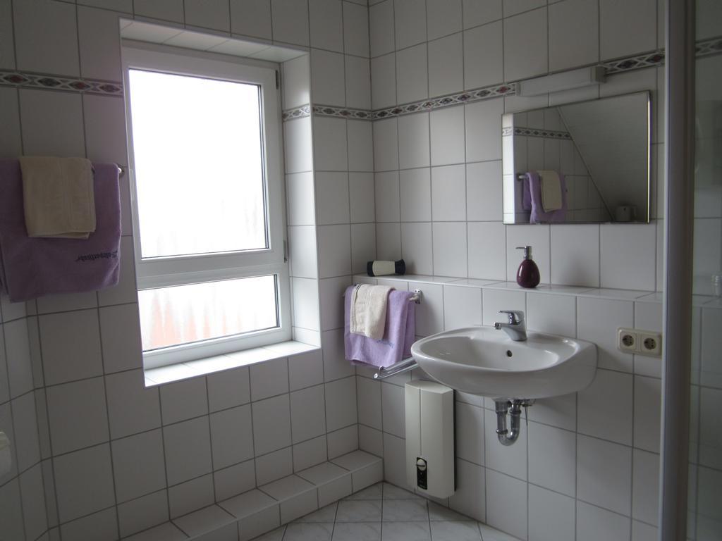 Hotel Waldparkstube Bad Schonborn Ngoại thất bức ảnh