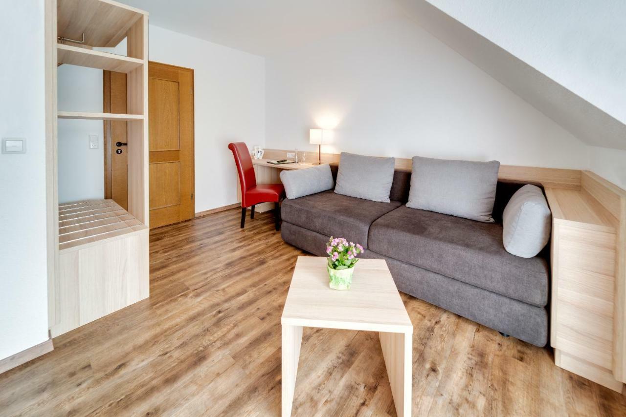 Hotel Waldparkstube Bad Schonborn Ngoại thất bức ảnh